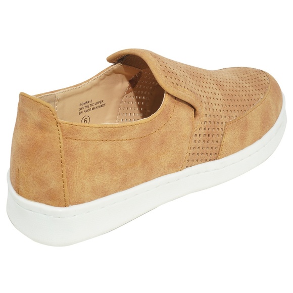 WOMEN SLIP ON SNEAKER TAN - Picture 3 of 3